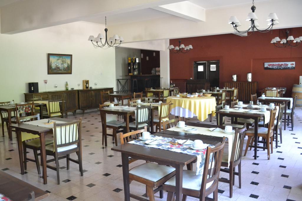 Hotel San Francisco Chacras de Coria Bagian luar foto